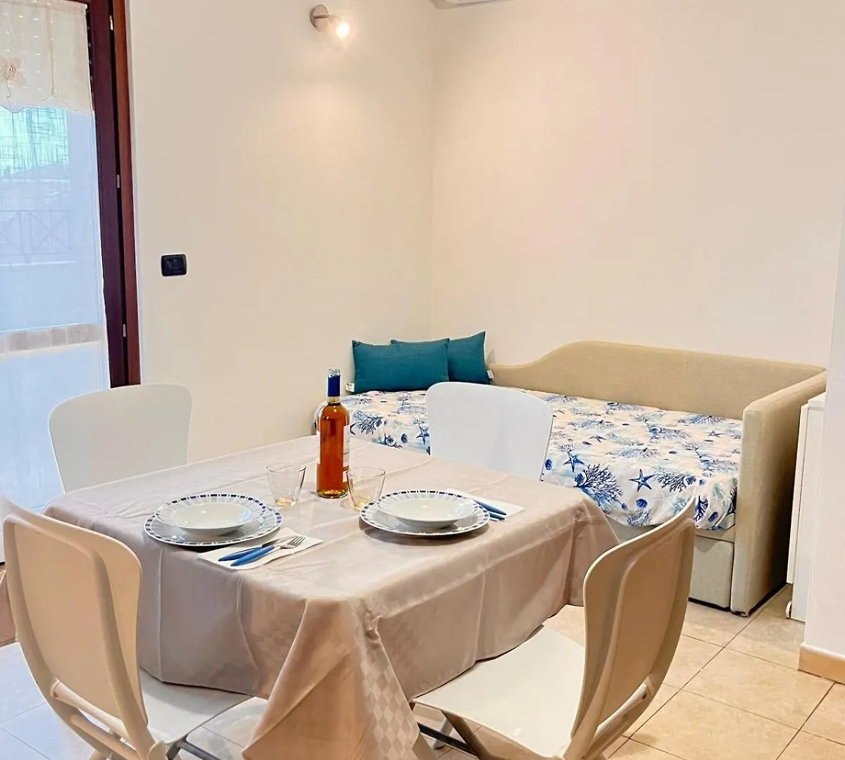 Alghero Vacanze 0*,  Italien